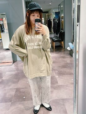 「シアタープロダクツ(THEATRE PRODUCTS)」｜「アイテム（キャップ）」を使った、さちほさん（レディース・157cm）の秋コーディネート