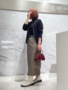 「HIMIKO（ヒミコ）のアイテム」を使った、卑弥呼　ディアモール大阪店さん（レディース・162cm）の秋コーディネート