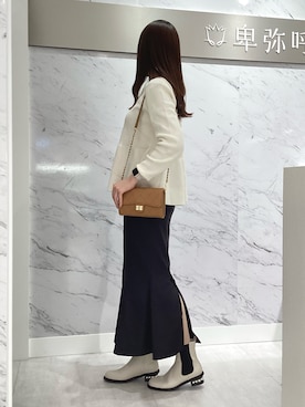 「スカートコーデ」｜卑弥呼　ディアモール大阪店さん（レディース・164cm）の冬コーディネート