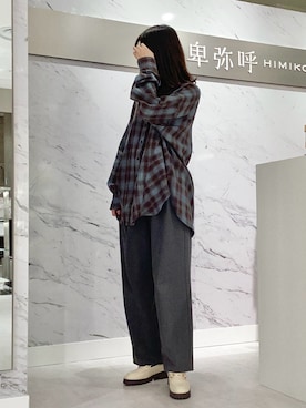 「HIMIKO（ヒミコ）のアイテム（ローファー）」を使った、卑弥呼　ディアモール大阪店さん（レディース・164cm）の冬コーディネート