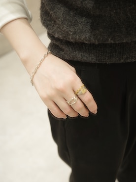 「アイテム（リング）」を使った、horigamiakaneさん（レディース・156cm）の秋コーディネート