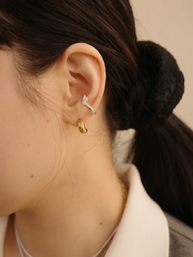 「アイテム（イヤーカフ）」を使った、horigamiakaneさん（レディース・156cm）の秋コーディネート