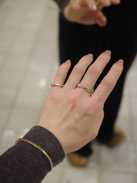 「アイテム（ブレスレット）」を使った、horigamiakaneさん（レディース・156cm）の冬コーディネート