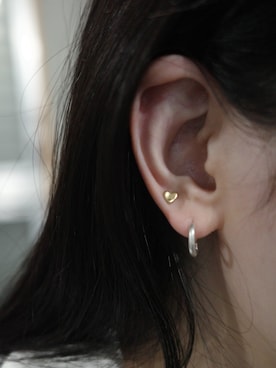 「アイテム（ピアス（両耳用））」を使った、horigamiakaneさん（レディース・156cm）の秋コーディネート