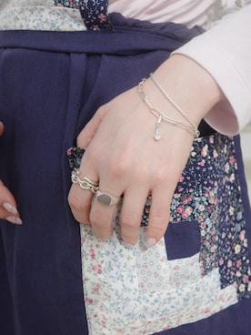 「TEN.（テン）のアイテム（リング）」を使った、horigamiakaneさん（レディース・156cm）の春コーディネート