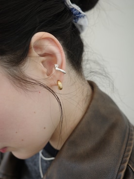 「アイテム（イヤーカフ）」を使った、horigamiakaneさん（レディース・156cm）の秋コーディネート