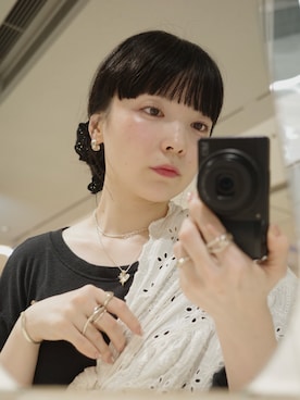 「アイテム（ピアス（両耳用））」を使った、horigamiakaneさん（レディース・156cm）の秋コーディネート