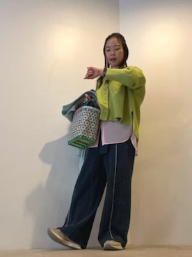 「SHIPS（シップス）の〈手洗い可能〉へアリー 畦編み カーディガン ◇（カーディガン/ボレロ、グリーン系）」を使った、ことりのガワ。さん（レディース・151cm）の春コーディネート