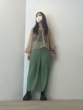 「Noble（ノーブル）のアイテム（シャツ/ブラウス、ベージュ系）」を使った、ことりのガワ。さん（レディース・151cm）の春コーディネート