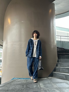 「SCHOTT」｜「アイテム（デニムジャケット）」を使った、taijuさん（メンズ・173cm）の春コーディネート
