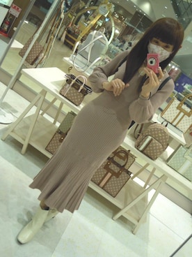 Ai (アイ)さんのコーディネート