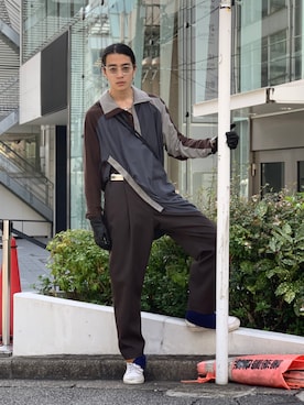 「KIKO KOSTADINOV（キコ コスタディノフ）のアイテム（トップス）」を使った、ware-mo-kou 井上慎斗さん（メンズ・184cm）の秋コーディネート