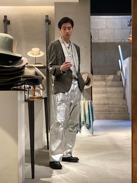 「KIKO KOSTADINOV（キコ コスタディノフ）のアイテム（ジャケット/アウター）」を使った、ware-mo-kou 井上慎斗さん（メンズ・184cm）の春コーディネート