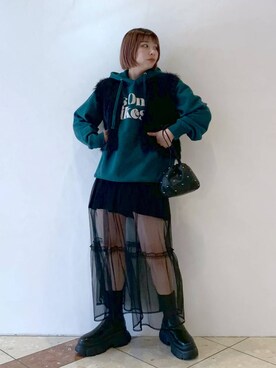 「PBLIM（ページボーイリム）のアイテム（パーカー）」を使った、ゆいさん（レディース・154cm）の秋コーディネート