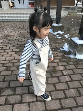 「BREEZE by saori（ブリーズバイサオリ）のアイテム（サロペット/オーバーオール）」を使った、せーさん（キッズ・100cm）の春コーディネート