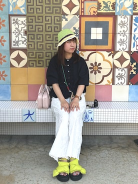 「アイテム（サンダル、グリーン系）」を使った、はさん（レディース・156cm）の夏コーディネート