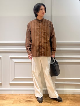 「DRESSTERIOR（ドレステリア）のバンドカラー ストライプシャツ（シャツ/ブラウス、ブラウン系）」を使った、がくさん（メンズ・172cm）の夏コーディネート