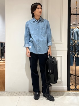 「DRESSTERIOR（ドレステリア）のユーズドデニムシャツ（シャツ/ブラウス、ブルー系）」を使った、がくさん（メンズ・172cm）の秋コーディネート