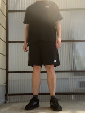 「MoonStar（ムーンスター）のアイテム（スニーカー、ブラック系）」を使った、マークスさん（メンズ・180cm）の春コーディネート