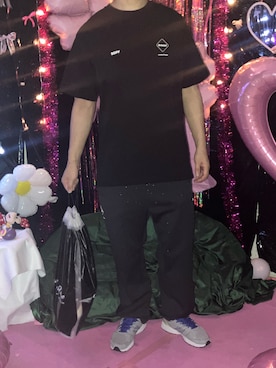 「アイテム（スニーカー）」を使った、マークスさん（メンズ・180cm）の夏コーディネート