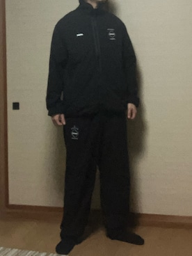 「セットアップスタイル」｜「アイテム（レッグウェア）」を使った、マークスさん（メンズ・180cm）の冬コーディネート