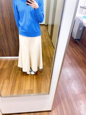(椿*´꒳`*​)@ねこ好きさんの「エクストラファインメリノクルーネックセーター（長袖）」を使ったコーディネート