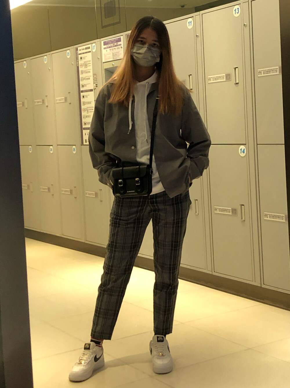 「日系極簡、休閒、ootd」｜「GUのアイテム（スーツジャケット、グレー系）」を使った、🐝Bee🐝さん（レディース・170cm）の冬コーディネートの1枚目の写真