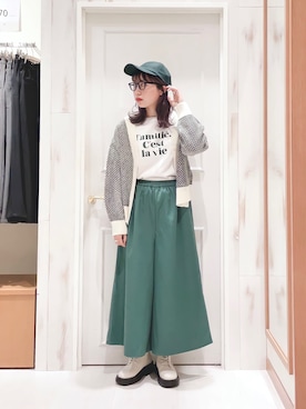 「Samansa Mos2 blue（サマンサモスモスブルー）のアイテム（キャップ）」を使った、ハタケヤマさん（レディース・163cm）の秋コーディネート