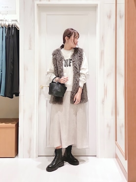 「Samansa Mos2 blue」｜「アイテム（スウェット）」を使った、ハタケヤマさん（レディース・163cm）の秋コーディネート