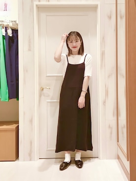 「Samansa Mos2 blue」｜「アイテム（ジャンパースカート）」を使った、ハタケヤマさん（レディース・163cm）の春コーディネート