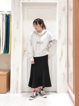 「Samansa Mos2 blue」｜「アイテム（スウェット）」を使った、ハタケヤマさん（レディース・163cm）の冬コーディネート