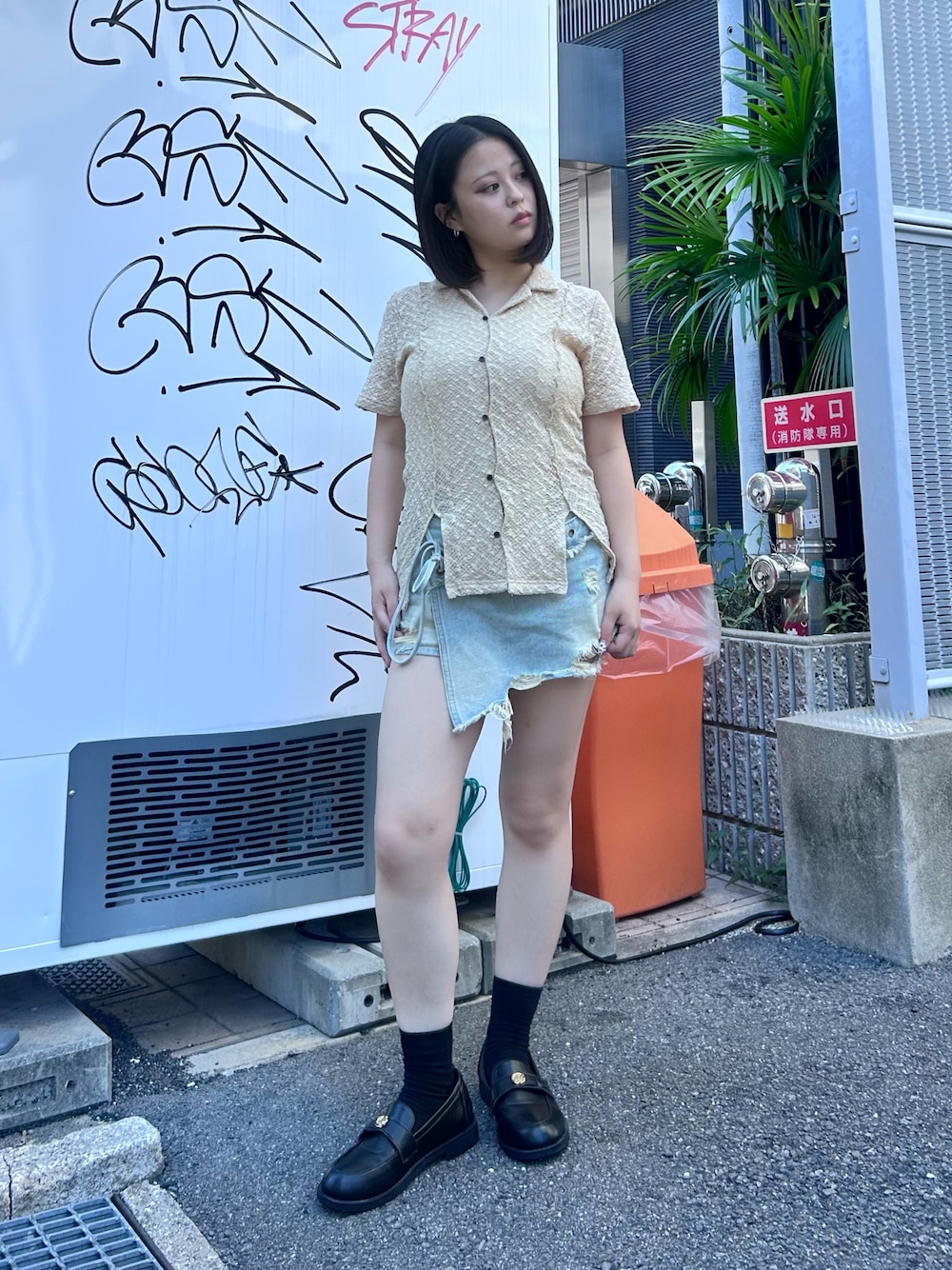 「夏ルックで気分アップ、お出かけコーデ、休日スタイル、今日のコーデ、レース、オトナ女子、カジュアルスタイル」｜「CLEIOの【CLEIO】レースカットソー開襟シャツ（Tシャツ/カットソー、イエロー系）」を使った、れなぴさん（骨格ストレート・レディース・150cm）の夏コーディネートの1枚目の写真
