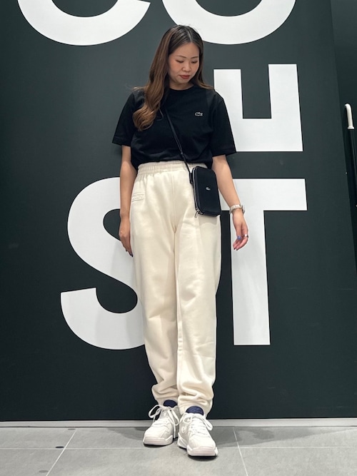 【オフホワイト】エンボスロゴスウェットトラックパンツ ラコステ LACOSTE エンボスロゴスウェットトラックパンツ （オフ
