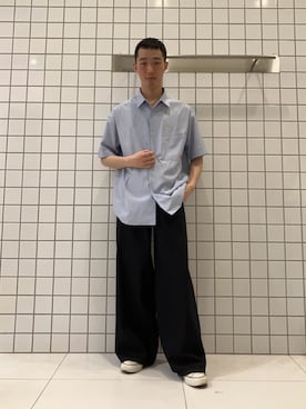 「SENSE OF PLACE by URBAN RESEARCH(センスオブプレイスバイアーバンリサーチ)の『別注』LOVE POP STUDIO×SENSE OF PLACE シャツ(シャツ/ブラウス、ブルー系)」を使った、srsbrbr1234さん(メンズ・170cm)の春コーディネート