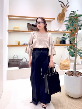 「Whim Gazette（ウィムガゼット）のフレアスリーブブラウス（シャツ/ブラウス、ベージュ系）」を使った、wg__ka4さん（レディース・154cm）の夏コーディネート