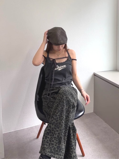 レースロゴパット付レイヤードタンクトップ