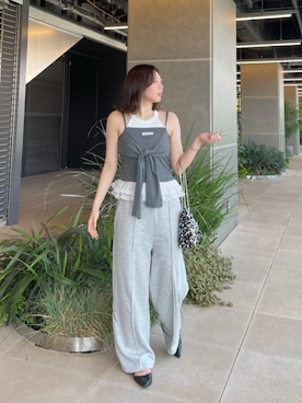 「レイヤード」｜「アイテム（キャミソール）」を使った、RAYCASSIN_officialさん（レディース・159cm）の秋コーディネート