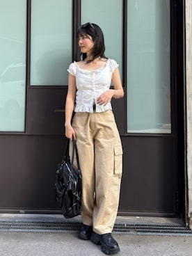 「RAY CASSIN（レイカズン）のアイテム（パンツ）」を使った、RAYCASSIN_officialさん（レディース・160cm）の春コーディネート