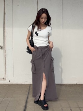 「RAY CASSIN（レイカズン）のピグメントチビTシャツ（Tシャツ/カットソー、ホワイト系）」を使った、RAYCASSIN_officialさん（レディース・155cm）の夏コーディネート