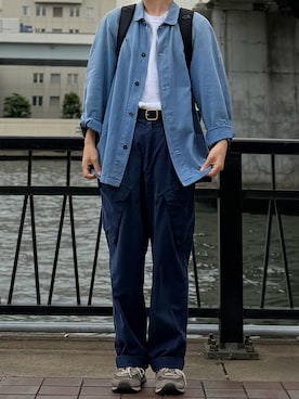 「VINTAGE（ヴィンテージ）のアイテム（カーゴパンツ、ブルー系）」を使った、すなさん（メンズ・166cm）の夏コーディネート