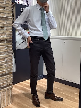 「TOKYO SHIRTS（トウキョウシャツ）の形態安定ノンアイロン ワイド 長袖ビジネスワイシャツ（ビジネスシャツ、ブルー系）」を使った、BRICK HOUSE by Tokyo Shirts 名古屋茶屋イオンモール店さん（メンズ・173cm）の春コーディネート