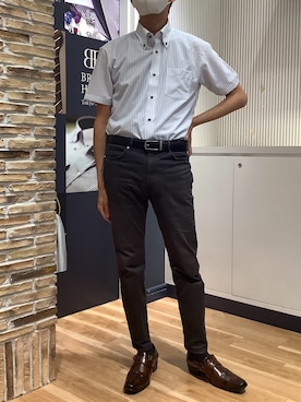 「TOKYO SHIRTS（トウキョウシャツ）の【吸水速乾】【COFREX】形態安定ノンアイロン ボタンダウン 半袖ビジネスワイシャツ（ビジネスシャツ、ブルー系）」を使った、BRICK HOUSE by Tokyo Shirts 名古屋茶屋イオンモール店さん（メンズ・173cm）の夏コーディネート