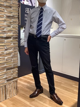 「TOKYO SHIRTS（トウキョウシャツ）の【吸水速乾】 形態安定ノンアイロン ボタンダウン 長袖ビジネスワイシャツ（ビジネスシャツ、ブルー系）」を使った、BRICK HOUSE by Tokyo Shirts 名古屋茶屋イオンモール店さん（メンズ・173cm）の夏コーディネート