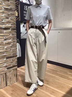 「TOKYO SHIRTS（トウキョウシャツ）の【吸水速乾】【COFREX】形態安定ノンアイロン ワイド 半袖ビジネスワイシャツ（ビジネスシャツ、ブルー系）」を使った、BRICK HOUSE by Tokyo Shirts 名古屋茶屋イオンモール店さん（メンズ・173cm）の夏コーディネート