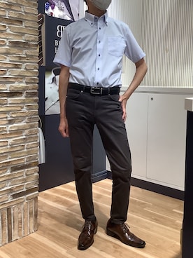 「TOKYO SHIRTS（トウキョウシャツ）の【超形態安定】【吸水速乾】 形態安定ノンアイロン ボタンダウン 半袖ビジネスワイシャツ（ビジネスシャツ、ブルー系）」を使った、BRICK HOUSE by Tokyo Shirts 名古屋茶屋イオンモール店さん（メンズ・173cm）の夏コーディネート