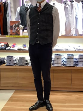 「TOKYO SHIRTS（トウキョウシャツ）のストライプ 前身カットラペル　ニットジ（ベスト）」を使った、BRICK HOUSE by Tokyo Shirts 名古屋茶屋イオンモール店さん（メンズ・173cm）の秋コーディネート