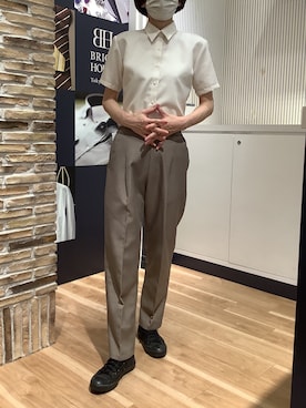 「TOKYO SHIRTS（トウキョウシャツ）の形態安定ノンアイロン レギュラー 半袖ビジネスワイシャツ（ビジネスシャツ、イエロー系）」を使った、BRICK HOUSE by Tokyo Shirts 名古屋茶屋イオンモール店さん（メンズ・173cm）の春コーディネート