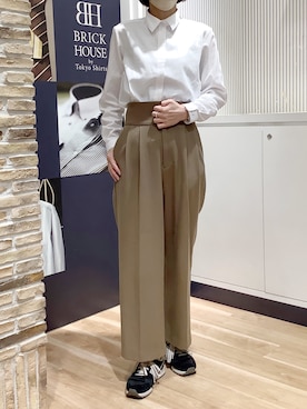 「アイテム（ビジネスシャツ）」を使った、BRICK HOUSE by Tokyo Shirts 名古屋茶屋イオンモール店さん（レディース・161cm）の冬コーディネート