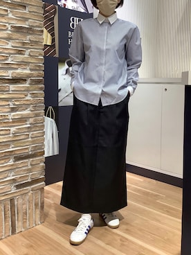 「アイテム（ビジネスシャツ）」を使った、BRICK HOUSE by Tokyo Shirts 名古屋茶屋イオンモール店さん（レディース・161cm）の冬コーディネート