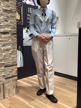 「アイテム（ビジネスシャツ）」を使った、BRICK HOUSE by Tokyo Shirts 名古屋茶屋イオンモール店さん（レディース・161cm）の冬コーディネート